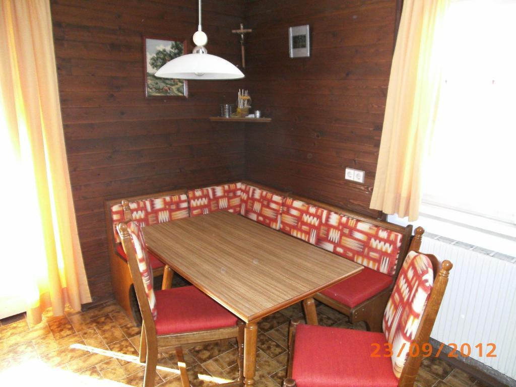 Hotel Garni Nill Schwendau Habitación foto
