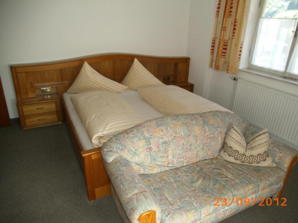 Hotel Garni Nill Schwendau Habitación foto