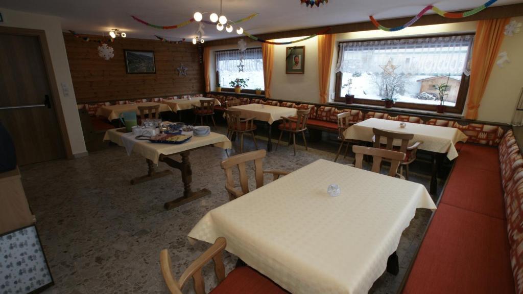 Hotel Garni Nill Schwendau Exterior foto